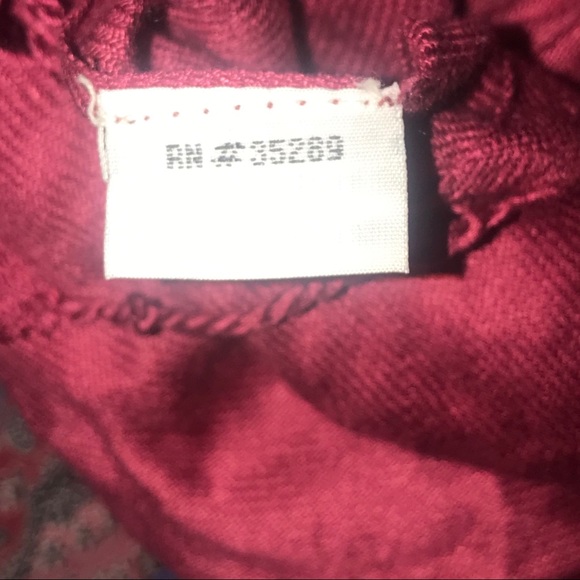 Vintage Light Cranberry Scarf - Picture 4 of 4